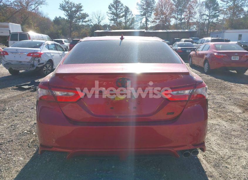 Photo 16 of 2019 Toyota Camry SE (VIN 4T1B11HK8KU214419)