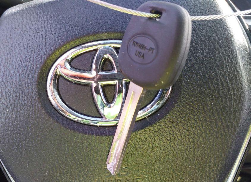 Photo 11 of 2019 Toyota Camry LE (VIN 4T1B11HK8KU219653)