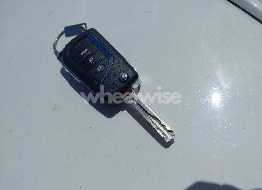 Photo 11 of 2019 Toyota Camry SE (VIN 4T1B11HK8KU220964)