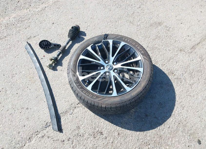 Photo 12 of 2019 Toyota Camry SE (VIN 4T1B11HK8KU220964)