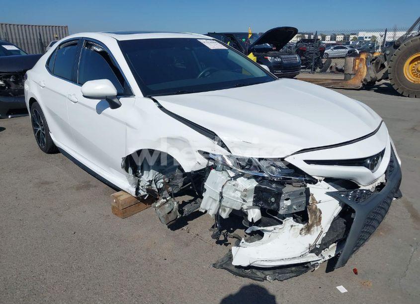 Photo 6 of 2019 Toyota Camry SE (VIN 4T1B11HK8KU220964)