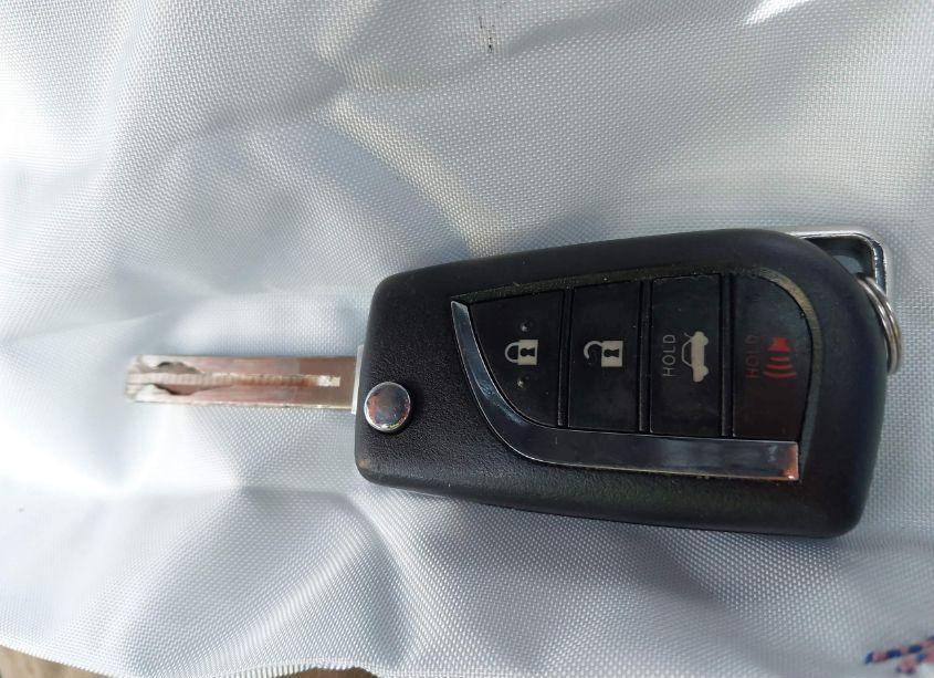 Photo 11 of 2019 Toyota Camry SE (VIN 4T1B11HK8KU223718)