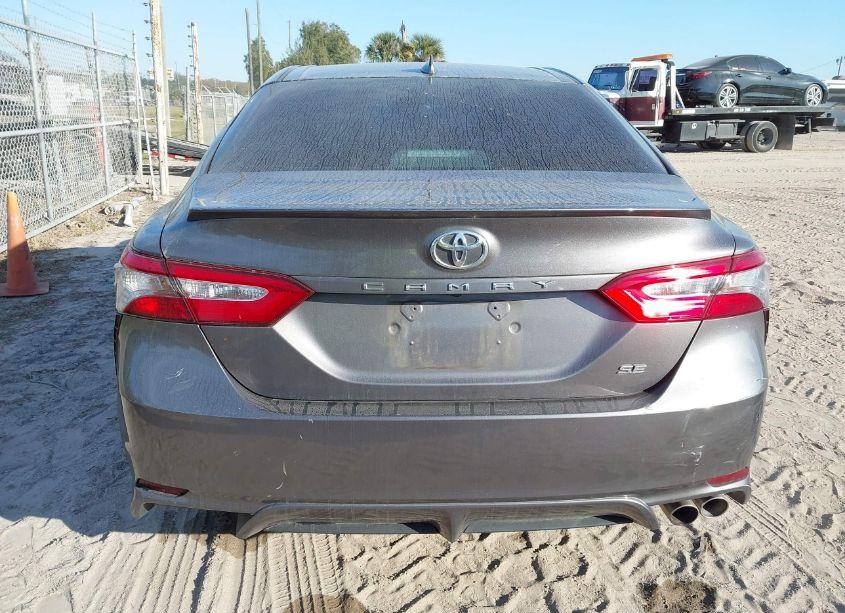 Photo 16 of 2019 Toyota Camry SE (VIN 4T1B11HK8KU223718)