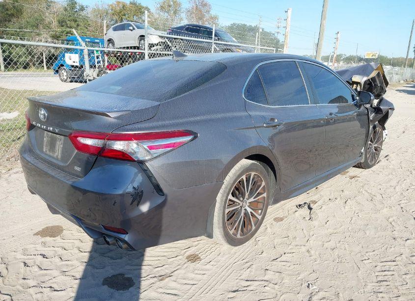 Photo 4 of 2019 Toyota Camry SE (VIN 4T1B11HK8KU223718)