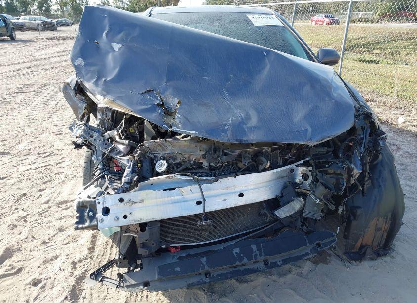 Photo 6 of 2019 Toyota Camry SE (VIN 4T1B11HK8KU223718)