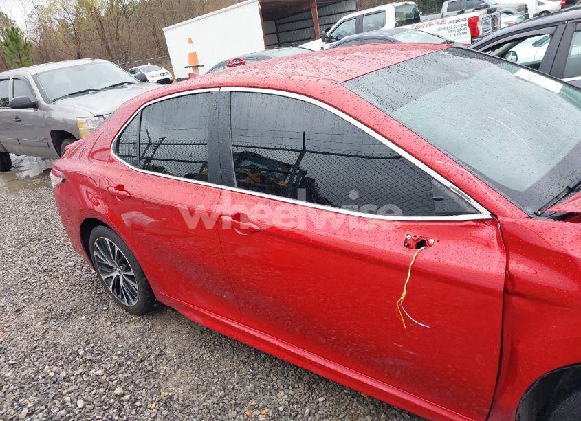 Photo 13 of 2019 Toyota Camry SE (VIN 4T1B11HK8KU224108)
