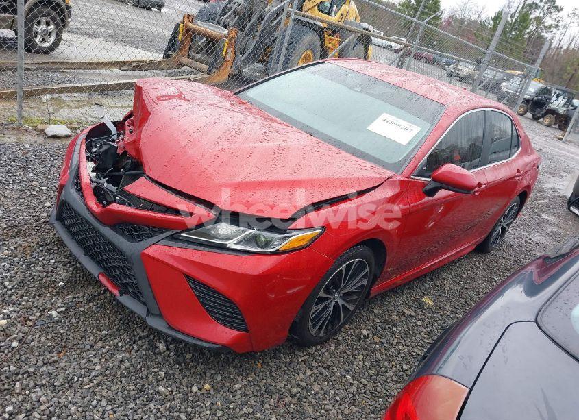 Photo 2 of 2019 Toyota Camry SE (VIN 4T1B11HK8KU224108)