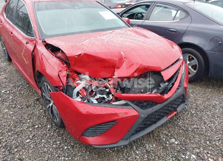 Photo 6 of 2019 Toyota Camry SE (VIN 4T1B11HK8KU224108)