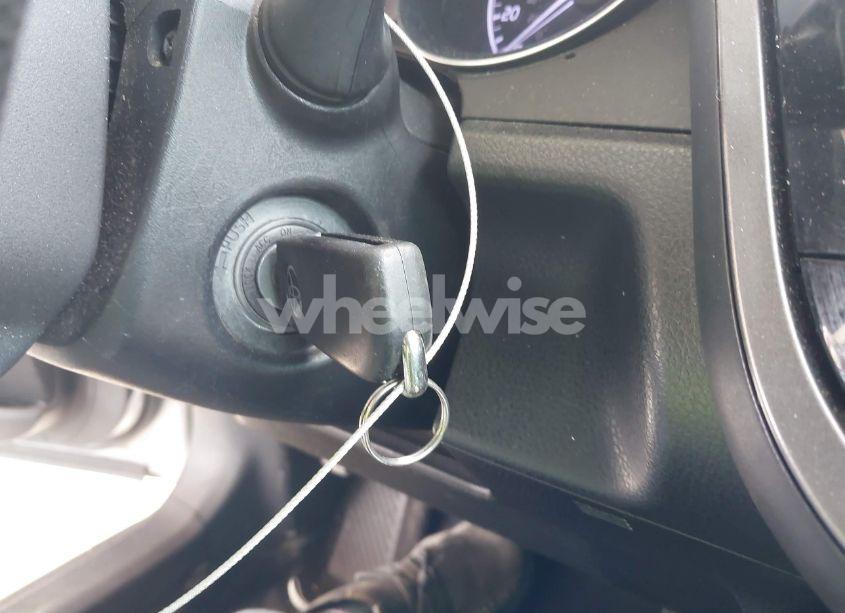 Photo 11 of 2019 Toyota Camry LE (VIN 4T1B11HK8KU228482)