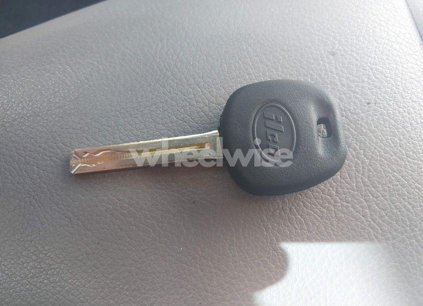 Photo 11 of 2019 Toyota Camry SE (VIN 4T1B11HK8KU231852)