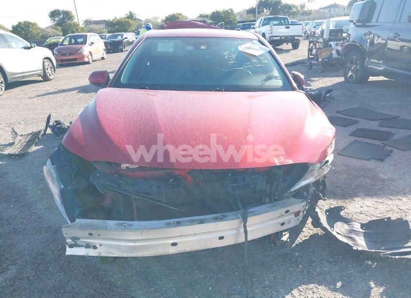 Photo 13 of 2019 Toyota Camry SE (VIN 4T1B11HK8KU231852)