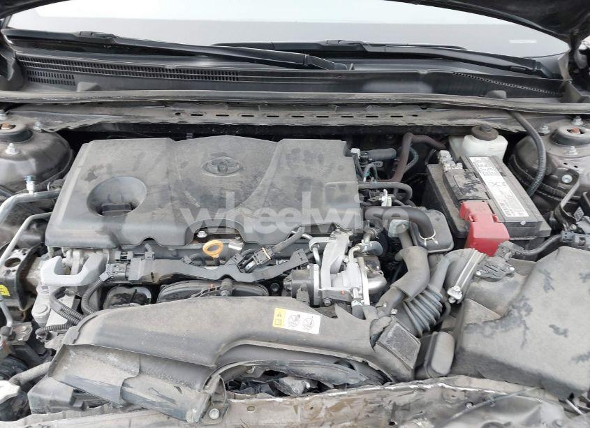 Photo 10 of 2019 Toyota Camry LE (VIN 4T1B11HK8KU247310)