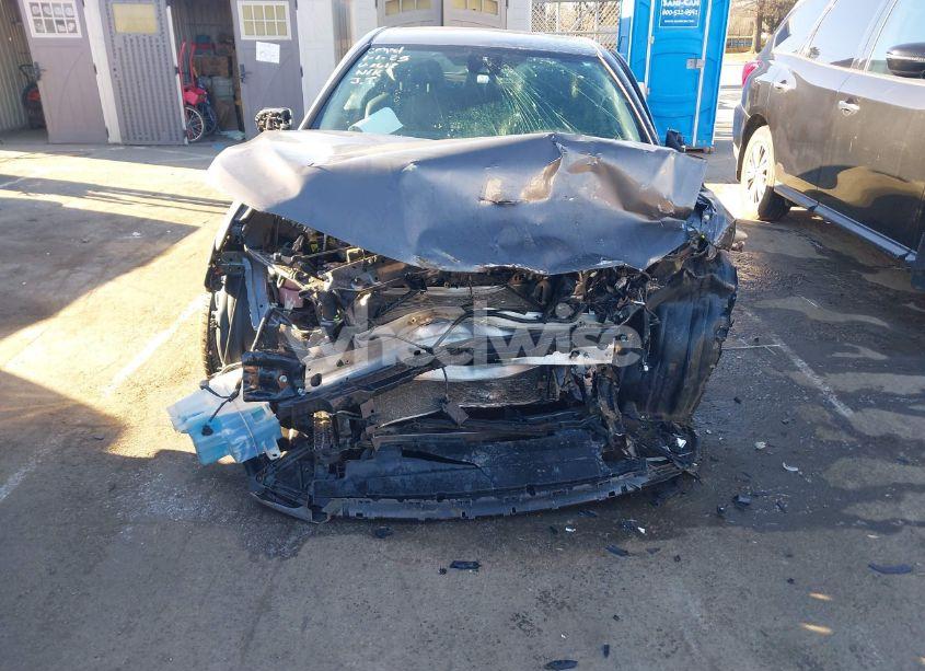 Photo 6 of 2019 Toyota Camry SE (VIN 4T1B11HK8KU248618)