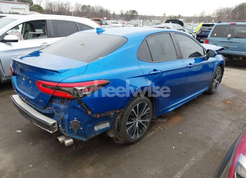Photo 4 of 2019 Toyota Camry SE (VIN 4T1B11HK8KU262180)
