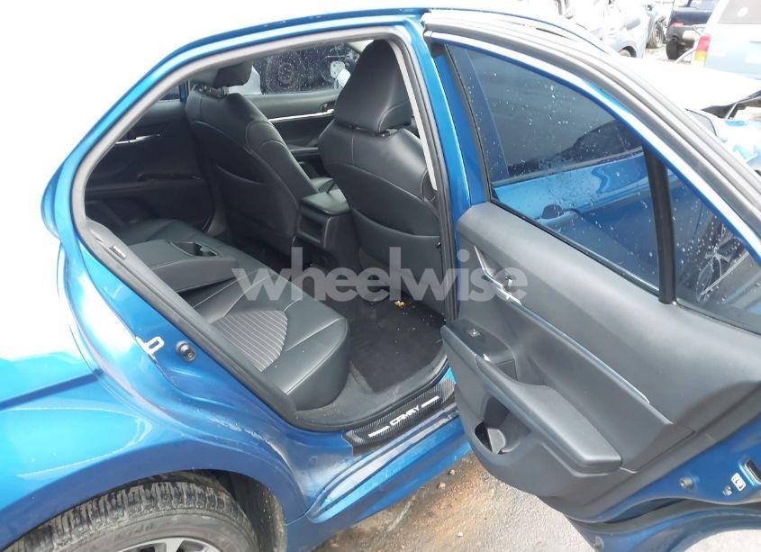 Photo 8 of 2019 Toyota Camry SE (VIN 4T1B11HK8KU262180)