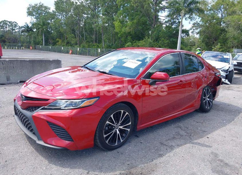 Photo 2 of 2019 Toyota Camry SE (VIN 4T1B11HK8KU277276)