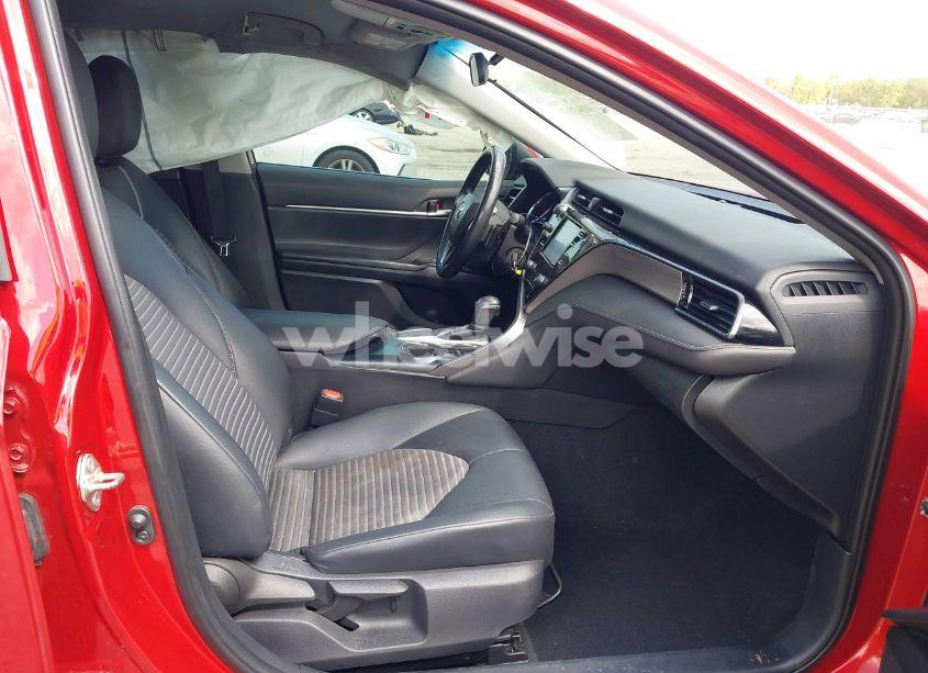 Photo 5 of 2019 Toyota Camry SE (VIN 4T1B11HK8KU277276)