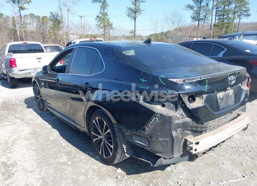 Photo 14 of 2019 Toyota Camry SE (VIN 4T1B11HK8KU691979)