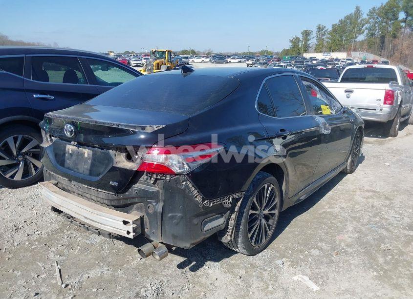 Photo 4 of 2019 Toyota Camry SE (VIN 4T1B11HK8KU691979)