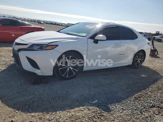 2019 TOYOTA CAMRY L (VIN 4T1B11HK8KU692758) main photo