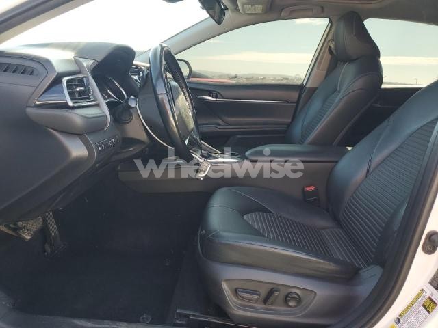 Photo 7 of 2019 TOYOTA CAMRY L (VIN 4T1B11HK8KU692758)