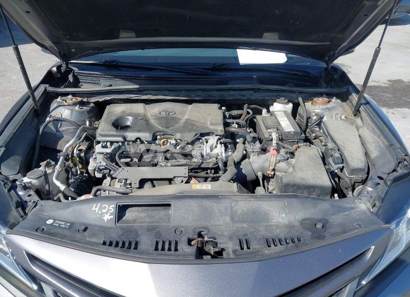 Photo 10 of 2019 Toyota Camry SE (VIN 4T1B11HK8KU695076)