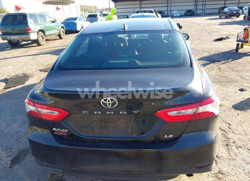 Photo 16 of 2019 Toyota Camry LE (VIN 4T1B11HK8KU703709)