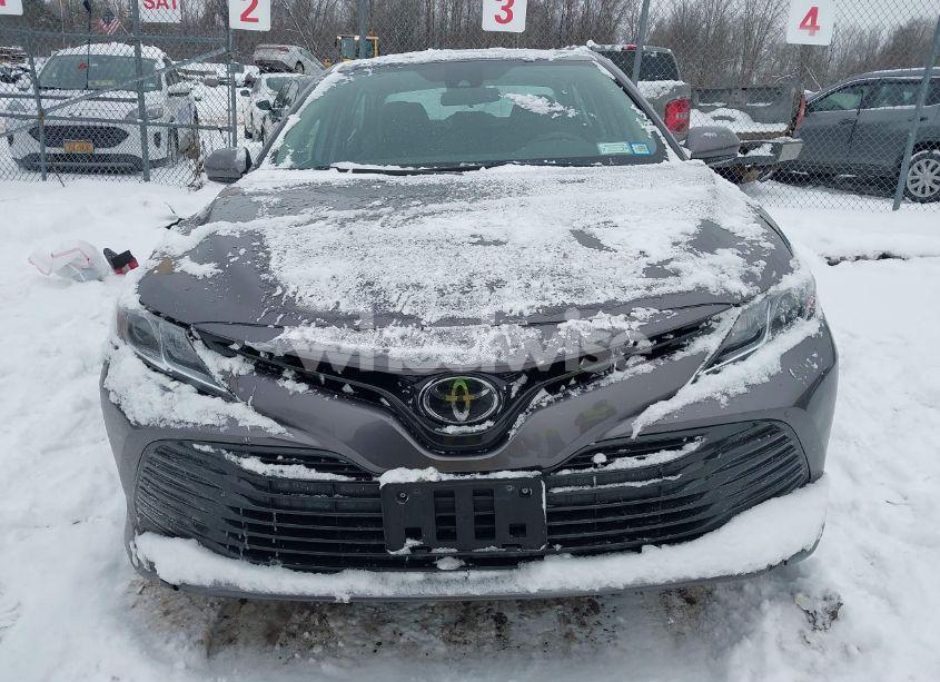 Photo 12 of 2019 Toyota Camry LE (VIN 4T1B11HK8KU706285)