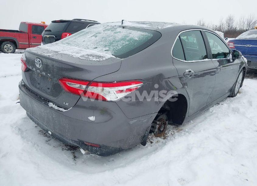 Photo 4 of 2019 Toyota Camry LE (VIN 4T1B11HK8KU706285)
