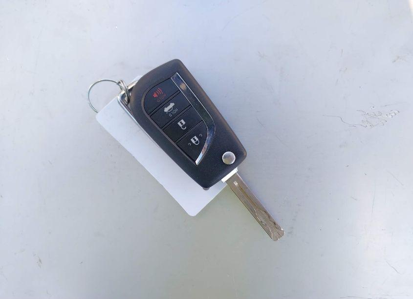 Photo 11 of 2019 Toyota Camry SE (VIN 4T1B11HK8KU714354)