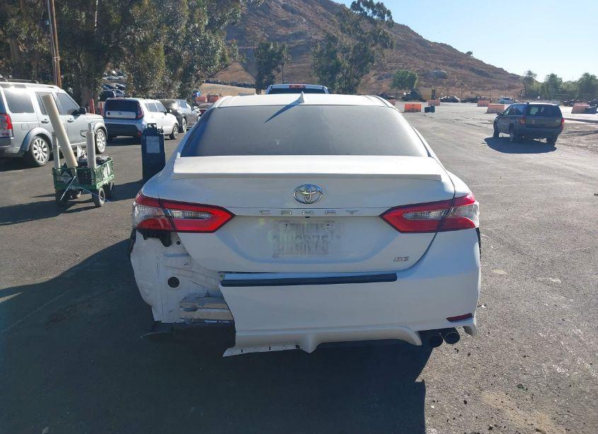 Photo 16 of 2019 Toyota Camry SE (VIN 4T1B11HK8KU714354)