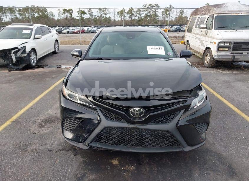 Photo 12 of 2019 Toyota Camry SE (VIN 4T1B11HK8KU715603)