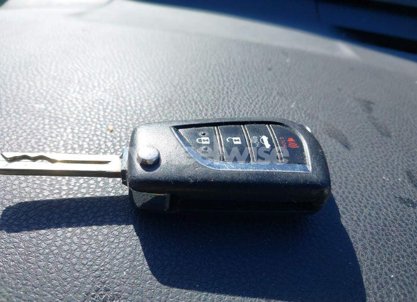 Photo 11 of 2019 Toyota Camry SE (VIN 4T1B11HK8KU718792)