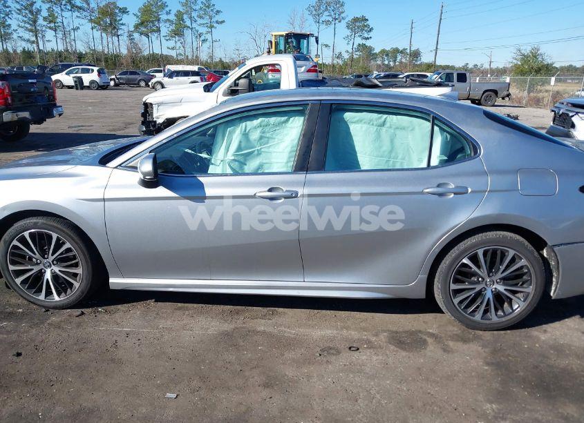Photo 14 of 2019 Toyota Camry SE (VIN 4T1B11HK8KU718792)
