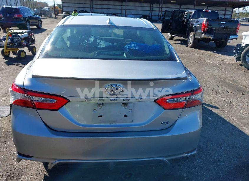 Photo 16 of 2019 Toyota Camry SE (VIN 4T1B11HK8KU718792)