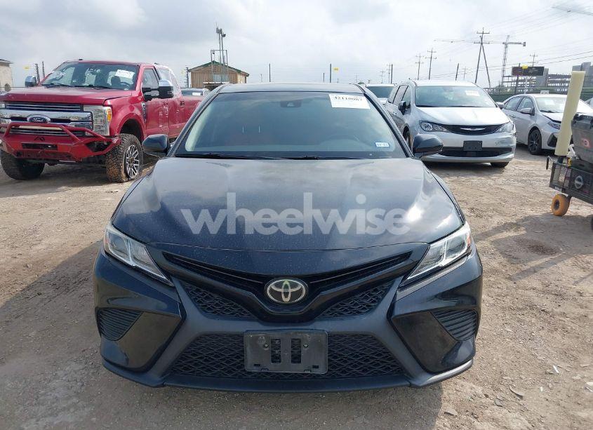 Photo 12 of 2019 Toyota Camry SE (VIN 4T1B11HK8KU721269)