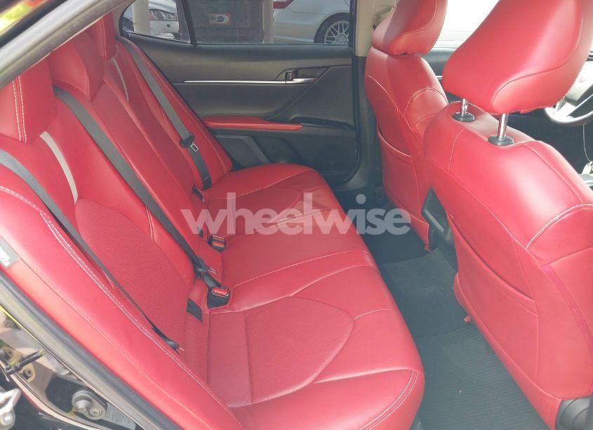 Photo 8 of 2019 Toyota Camry SE (VIN 4T1B11HK8KU721269)