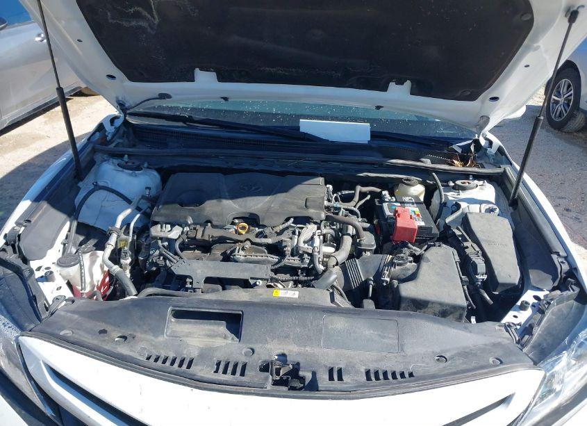 Photo 10 of 2019 Toyota Camry SE (VIN 4T1B11HK8KU733244)