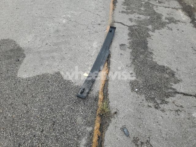 Photo 13 of 2019 TOYOTA CAMRY L (VIN 4T1B11HK8KU735317)