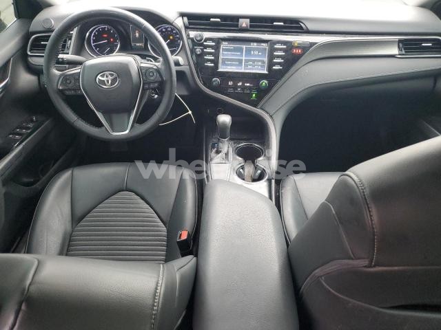 Photo 3 of 2019 TOYOTA CAMRY L (VIN 4T1B11HK8KU735317)