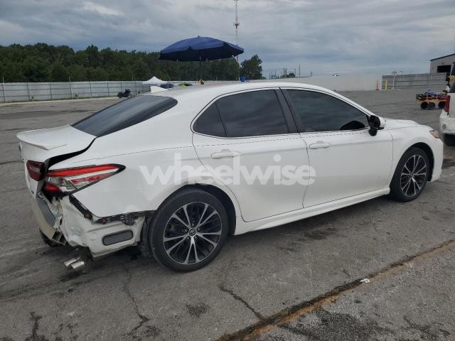 Photo 6 of 2019 TOYOTA CAMRY L (VIN 4T1B11HK8KU735317)