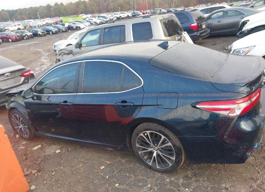 Photo 15 of 2019 Toyota Camry SE (VIN 4T1B11HK8KU778393)