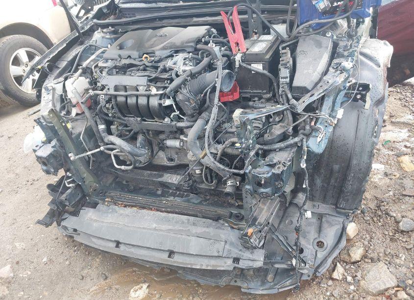 Photo 6 of 2019 Toyota Camry SE (VIN 4T1B11HK8KU778393)