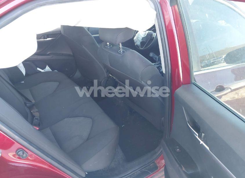 Photo 8 of 2019 Toyota Camry LE (VIN 4T1B11HK8KU804619)