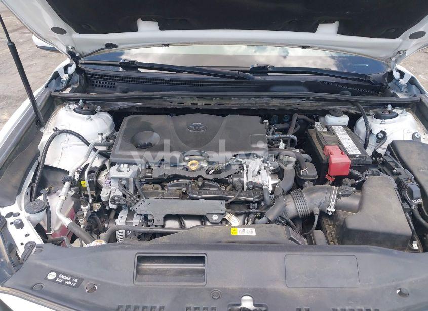 Photo 10 of 2019 Toyota Camry L/LE/SE/XLE (VIN 4T1B11HK8KU819010)