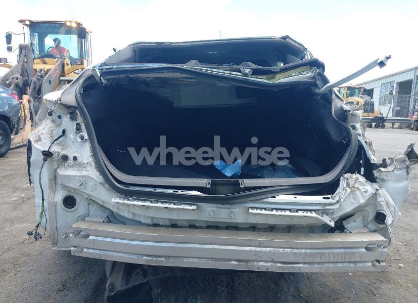 Photo 17 of 2019 Toyota Camry L/LE/SE/XLE (VIN 4T1B11HK8KU819010)