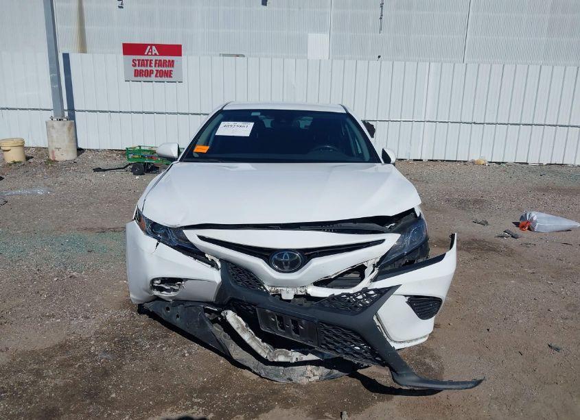Photo 13 of 2019 Toyota Camry SE (VIN 4T1B11HK8KU827012)