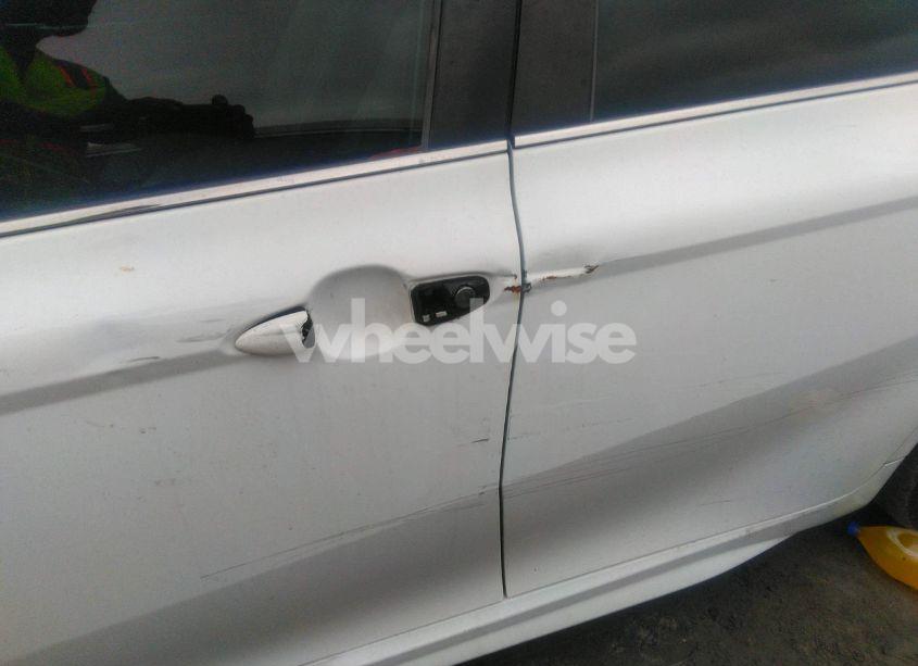 Photo 16 of 2019 Toyota Camry SE (VIN 4T1B11HK8KU836521)