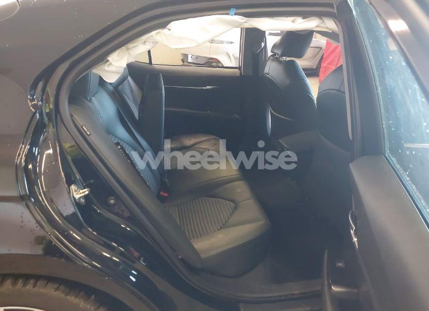 Photo 8 of 2019 Toyota Camry L/LE/XLE/SE/XSE (VIN 4T1B11HK8KU842044)