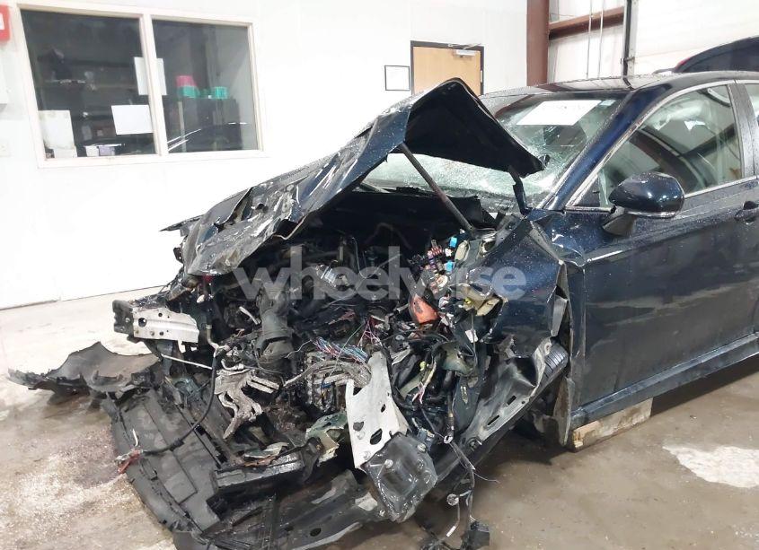 Photo 6 of 2019 Toyota Camry SE (VIN 4T1B11HK8KU843601)